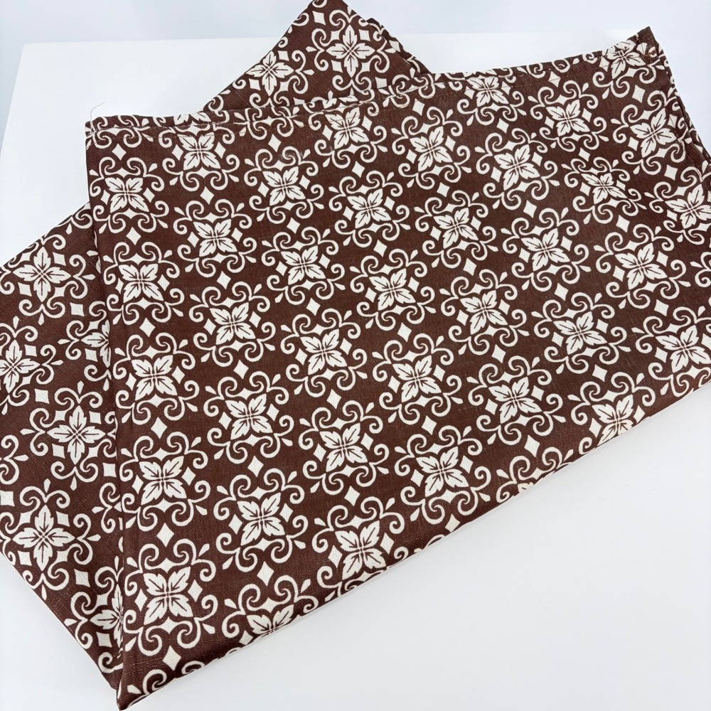 Tablecloth 51x68 Chocolate Brown Floral Medallion Scroll Rustic Masculine Rustic